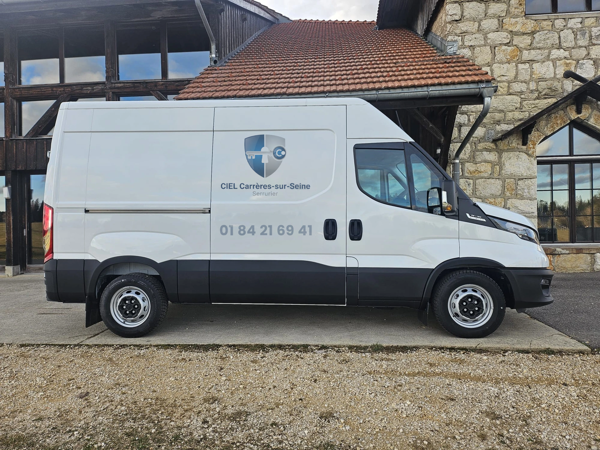 Camionnette CIEL Serrurerie